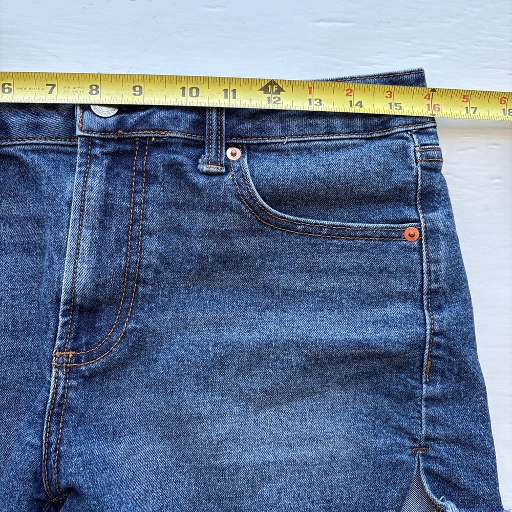 No Boundaries Women 8 Denim Short Bundle 2pk Blue Raw Hem Light Dark Wash Summer - Picture 7 of 12